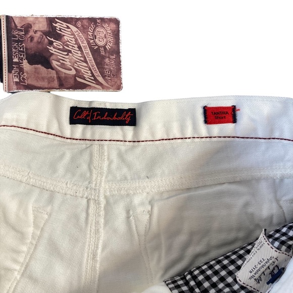 Cult of Individuality Women's Tantra Distressed Floral White Denim Shorts - Picture 5 of 9